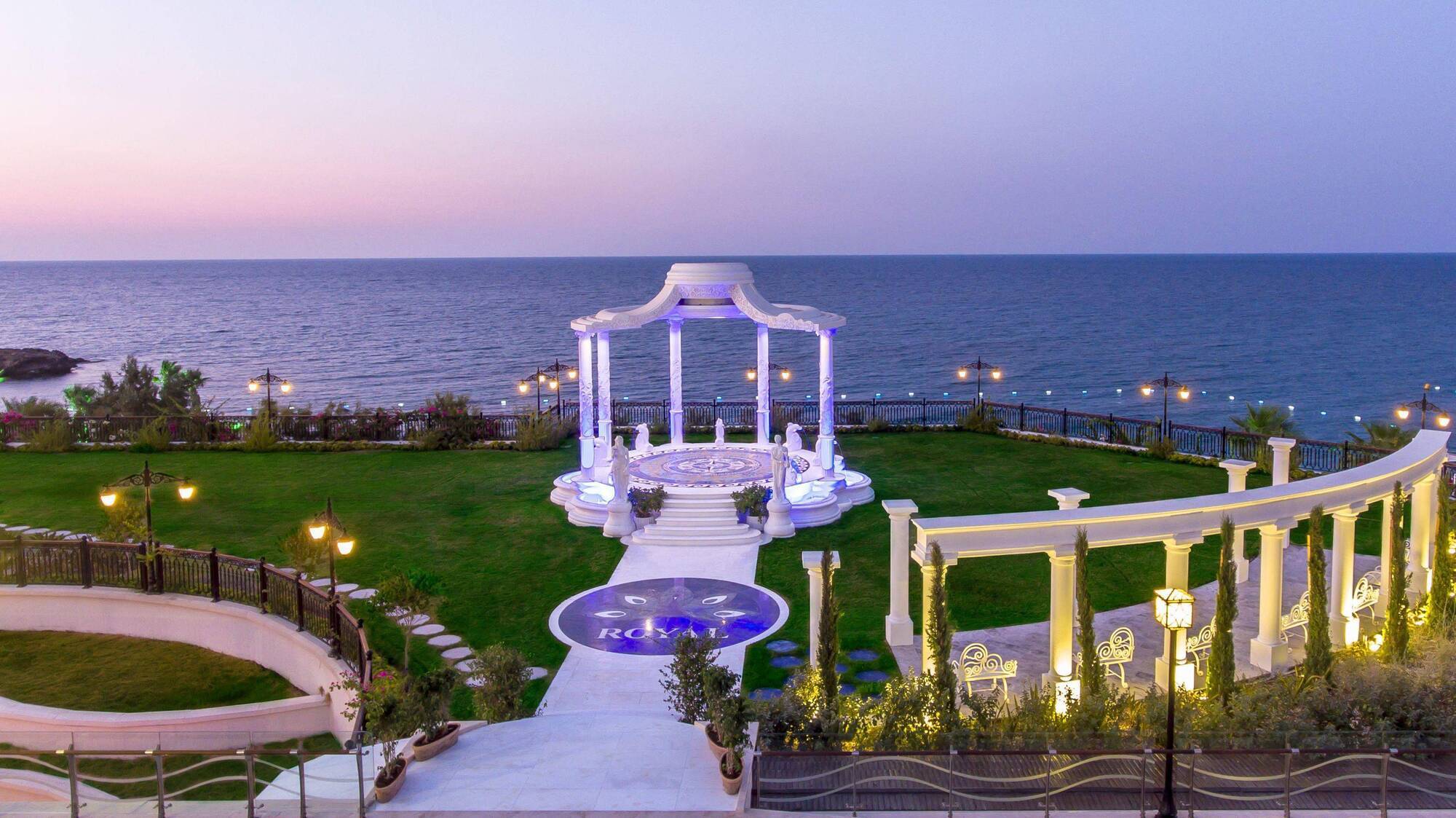 Merit Royal Hotel & Casino Karavas  Esterno foto